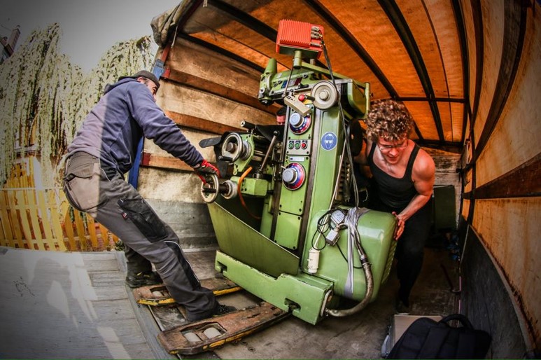 High-tech winch construction